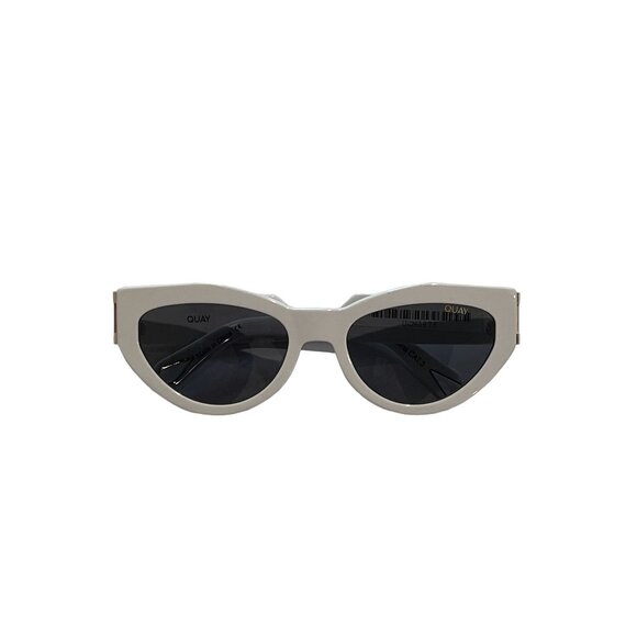 Quay Accessories - Quay Cateye Sunglasses in White
